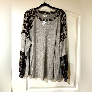 Size 2 plus Maurice’s super soft long sleeve shirt NWT